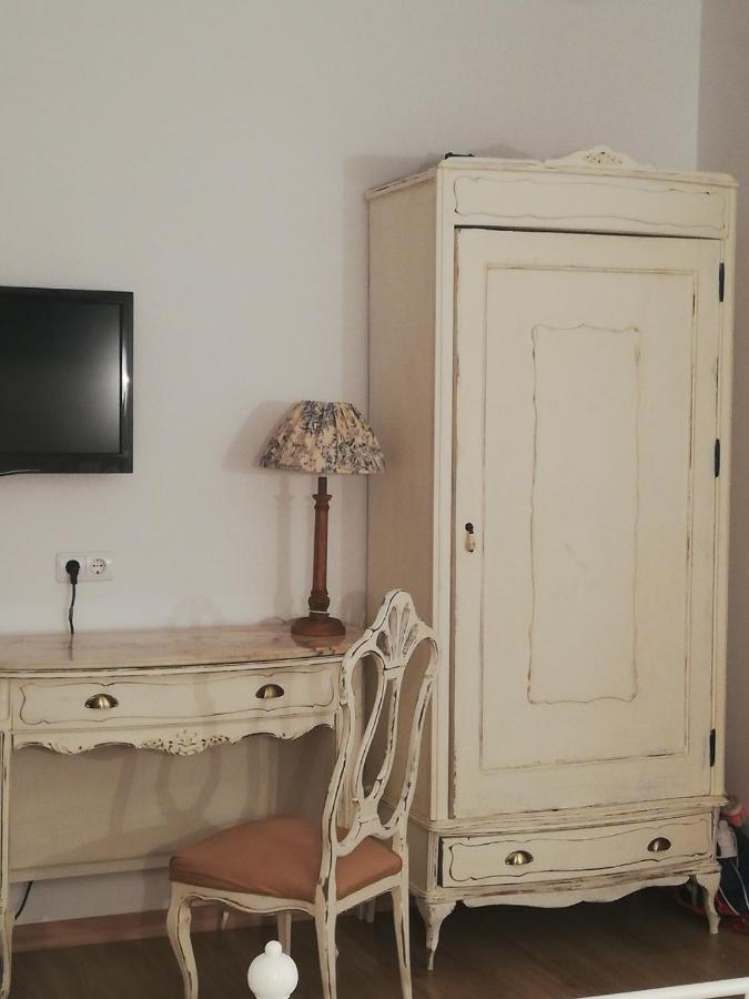 Hostal El Lugar De La Mancha Argamasilla de Alba Εξωτερικό φωτογραφία