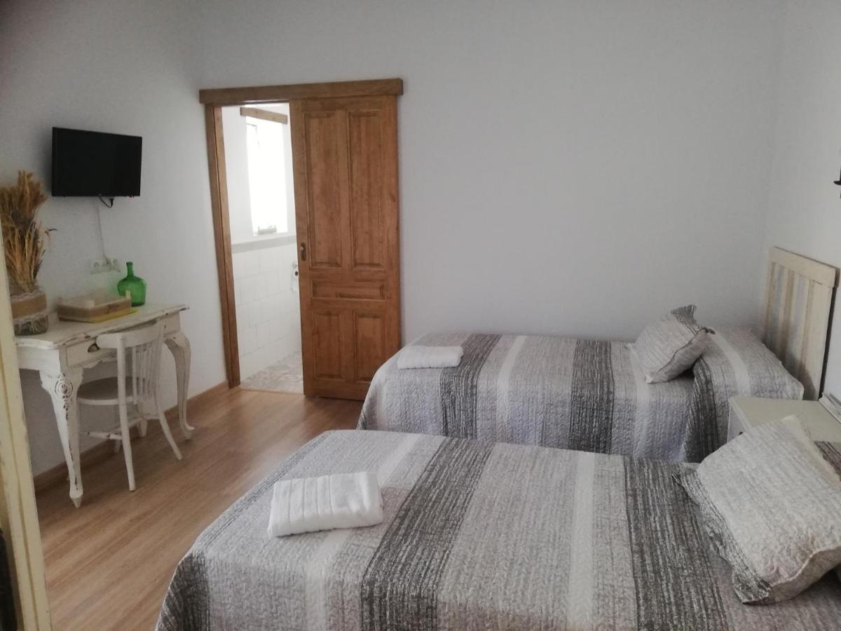 Hostal El Lugar De La Mancha Argamasilla de Alba Εξωτερικό φωτογραφία