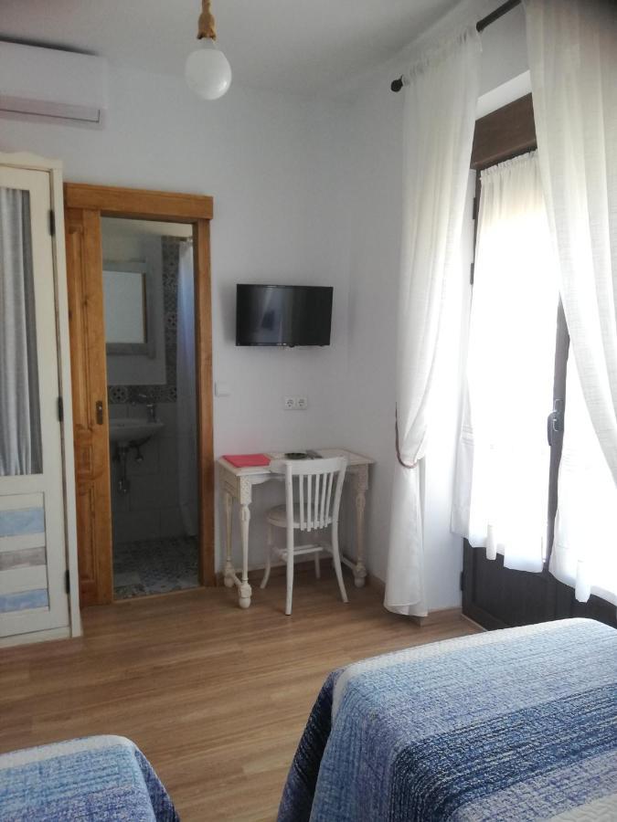 Hostal El Lugar De La Mancha Argamasilla de Alba Εξωτερικό φωτογραφία
